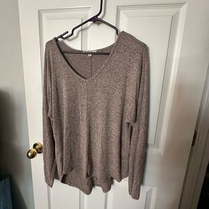 Green Envelope Heathered Gray Sweater